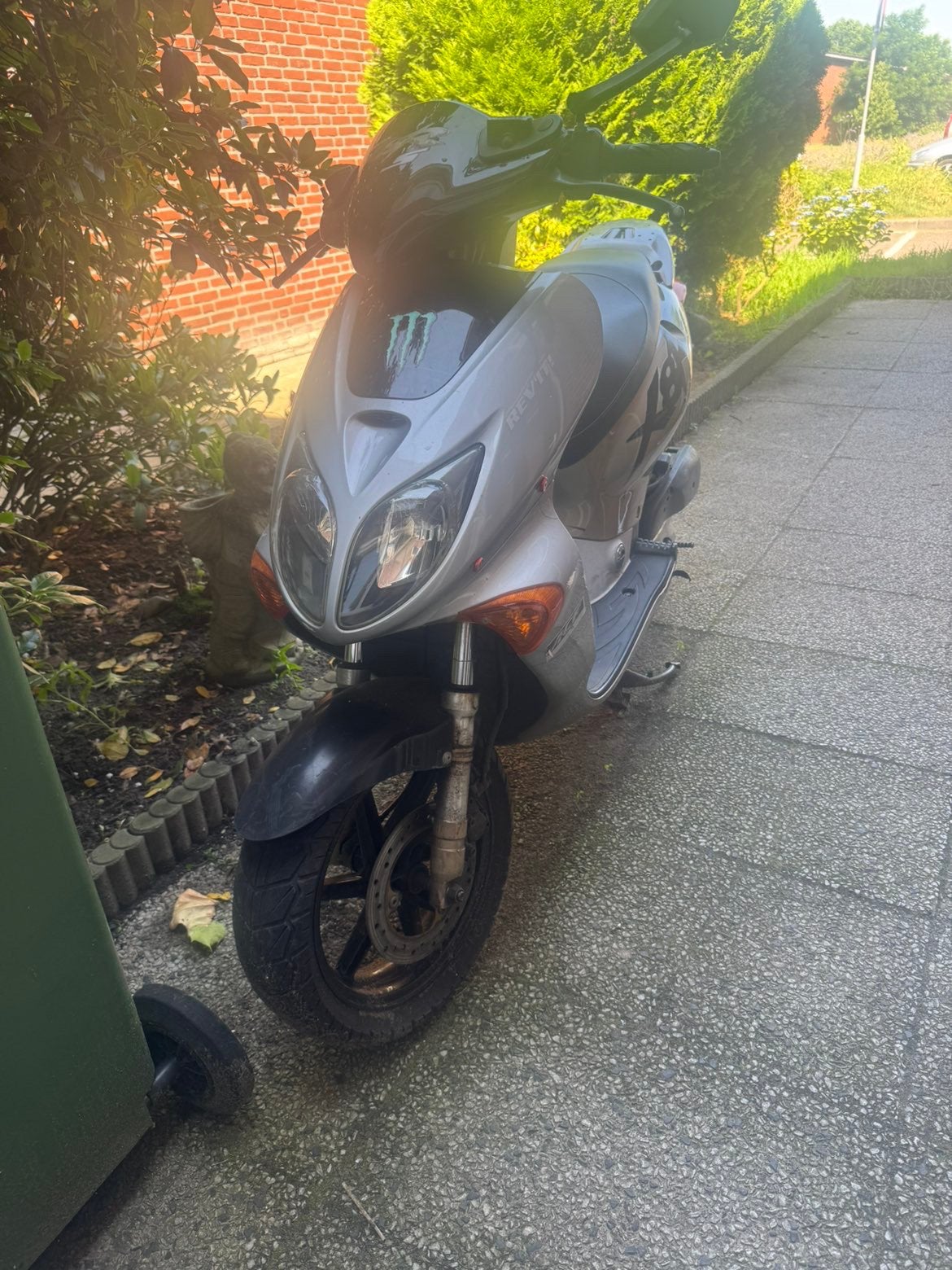 Scooter honda x8r, Fietsen en Brommers, Scooters | Yamaha, Ophalen of Verzenden, Zo goed als nieuw, Benzine, Overige modellen