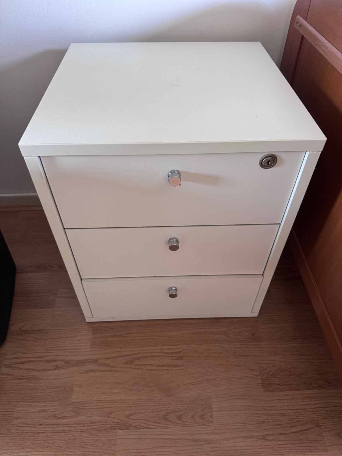 Klein kast, Ophalen, 50 tot 100 cm, Zo goed als nieuw, Minder dan 100 cm