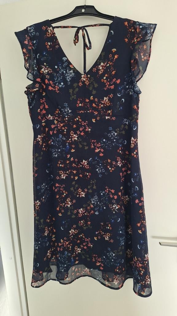 Yessica C&A Empire Jurk Maat 42 Donkerblauw Gebloemd, Kleding | Dames, Jurken, Blauw, Maat 42/44 (L), Ophalen of Verzenden, Gedragen