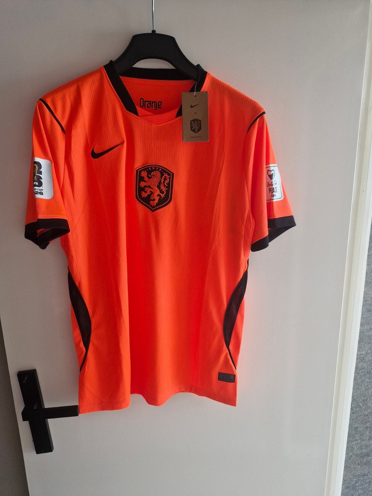 Nederlands Elftal Shirt Maat L Nieuw met Mouw Patch, Maat 52/54 (L), Nike, Nieuw, Oranje