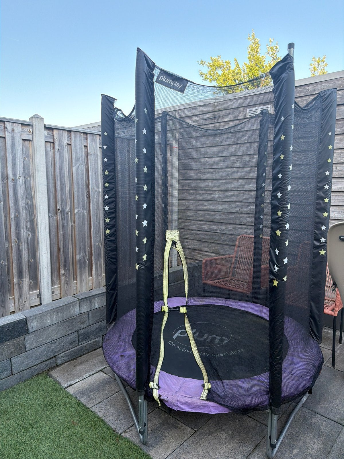Plumplay Trampoline met Veiligheidsnet - Zo goed als nieuw, Kinderen en Baby's, Speelgoed | Buiten | Trampolines, Ophalen, Plumplay