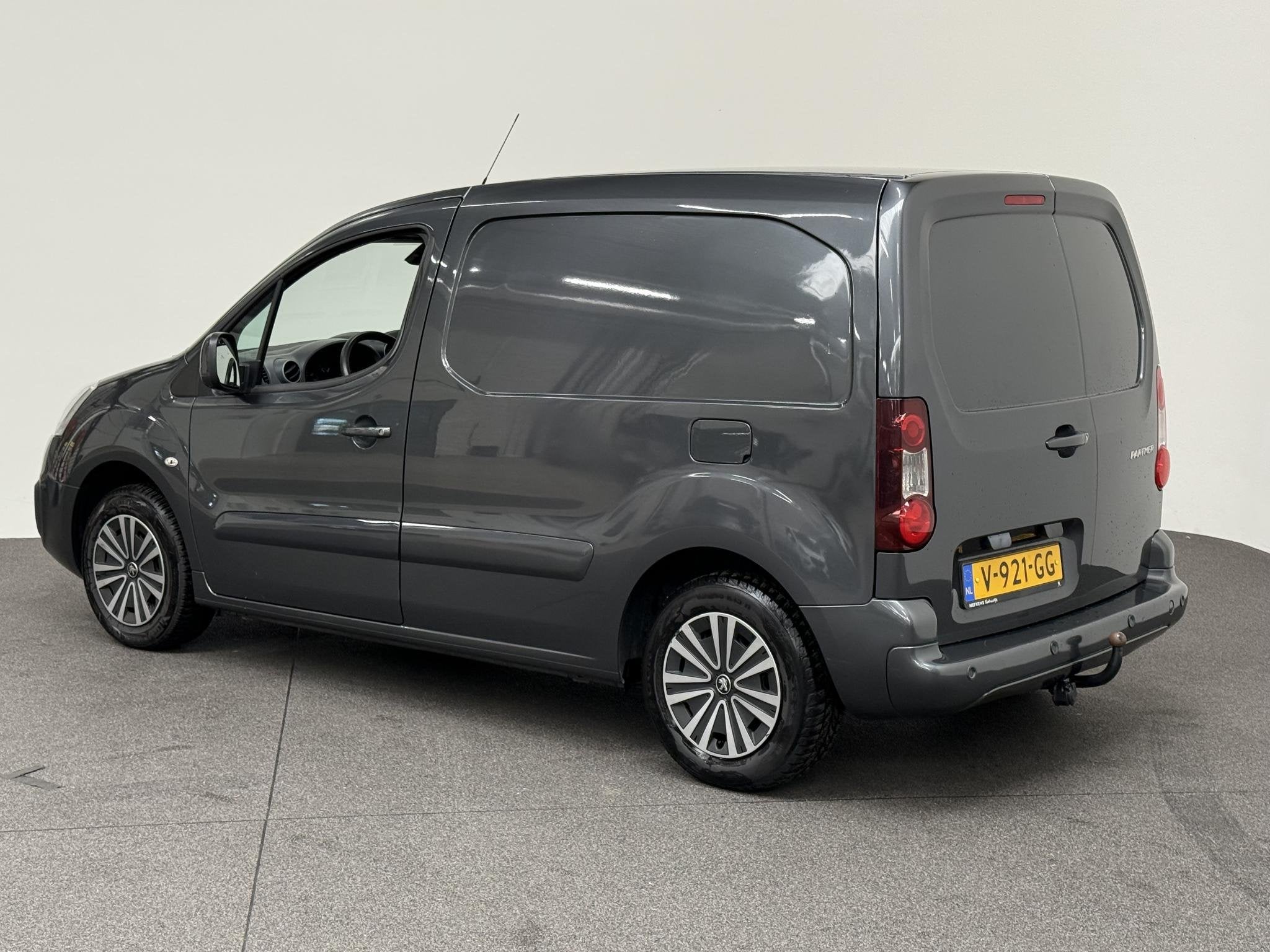 Peugeot Partner 120 1.6 BlueHDi 75 L1 XR MARGE Airco Navigat, Voorwielaandrijving, Stof, 680 kg, 4 cilinders