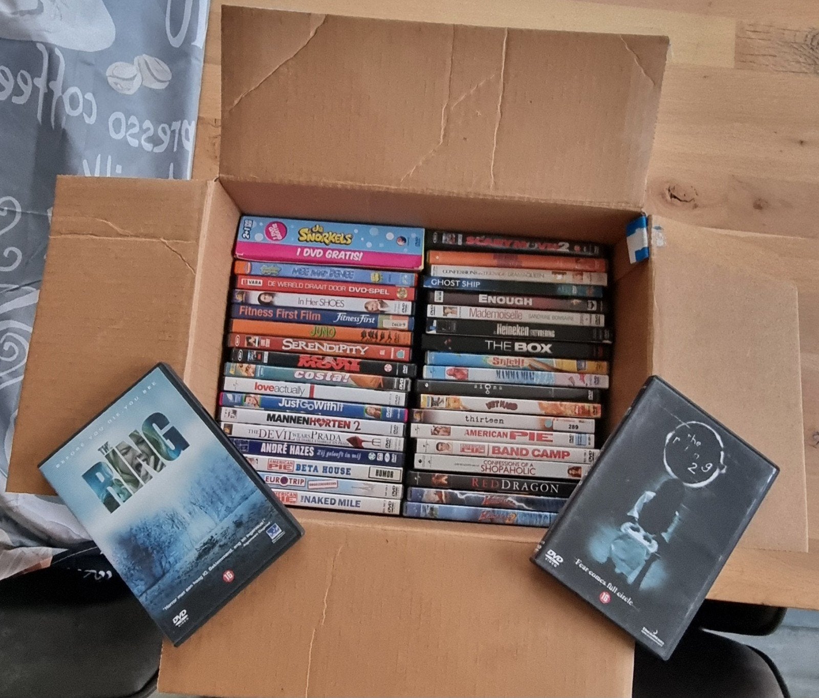 Grote partij diverse dvd's - films en series, Verzenden, Gebruikt