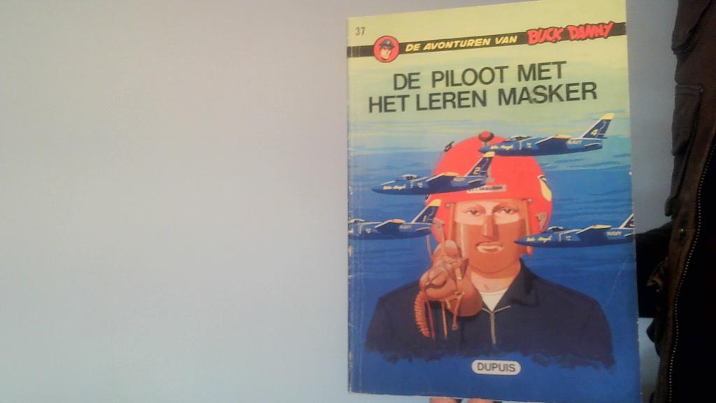 buck danny nr 37 de piloot met het leren masker dupuis 1976, Boeken, Stripboeken, Eén stripboek, Verzenden, Zo goed als nieuw