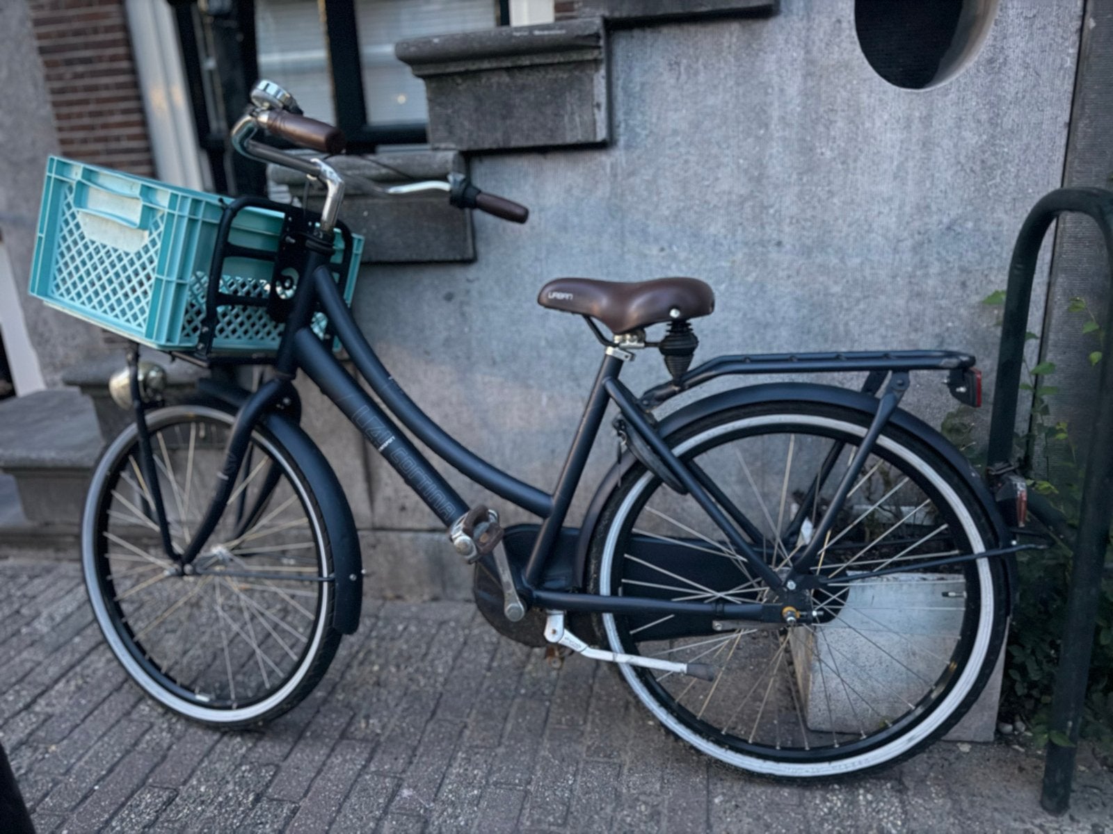 Cortina 24 inch kinderfiets met krat, Ophalen of Verzenden, Gebruikt, 24 inch, Handrem