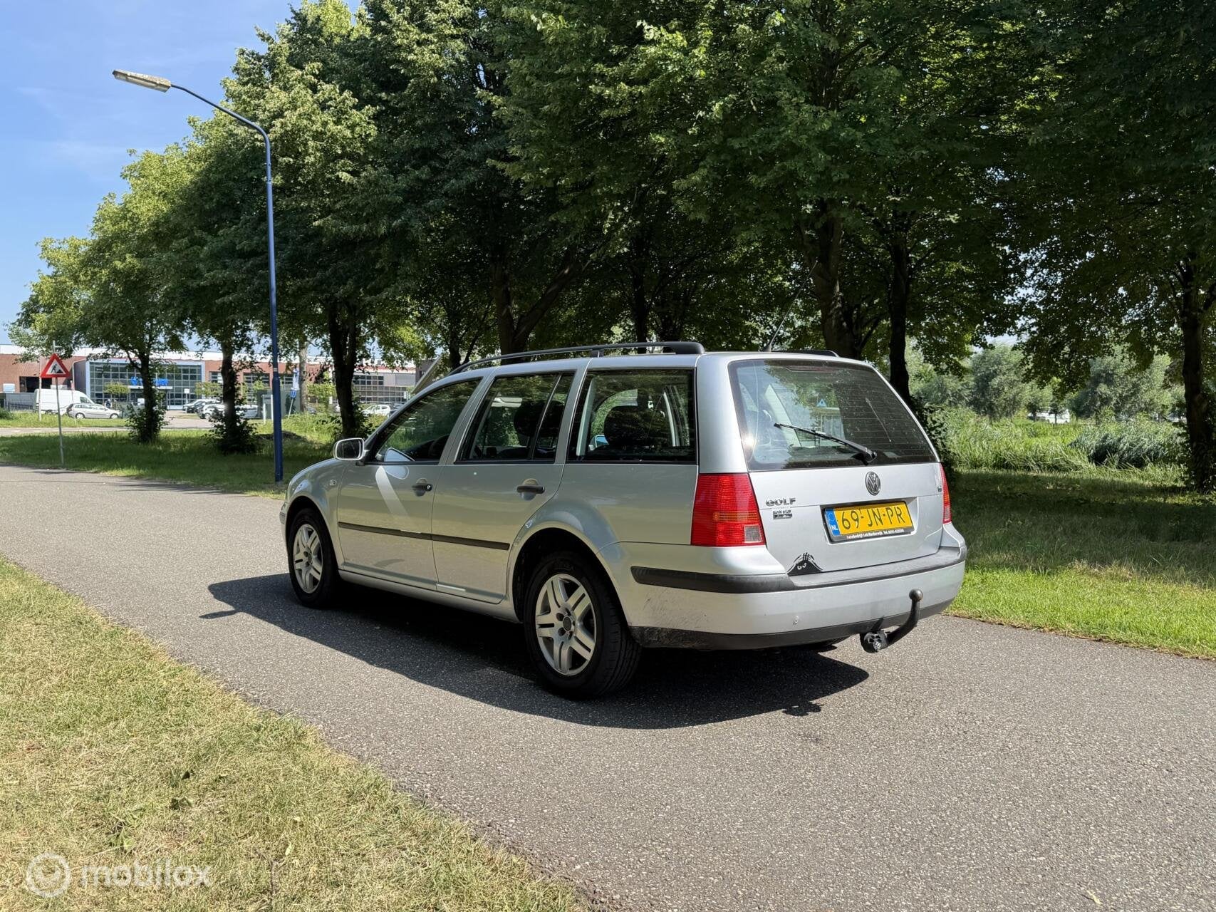 Volkswagen Golf Variant 1.6 Comfortline*AUTOMAAT*NW APK*AIRC, Auto's, Volkswagen, Gebruikt, Zwart, 4 cilinders, 600 kg