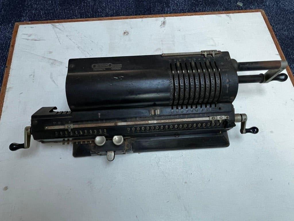 Original Odhner Model M-602, Ophalen