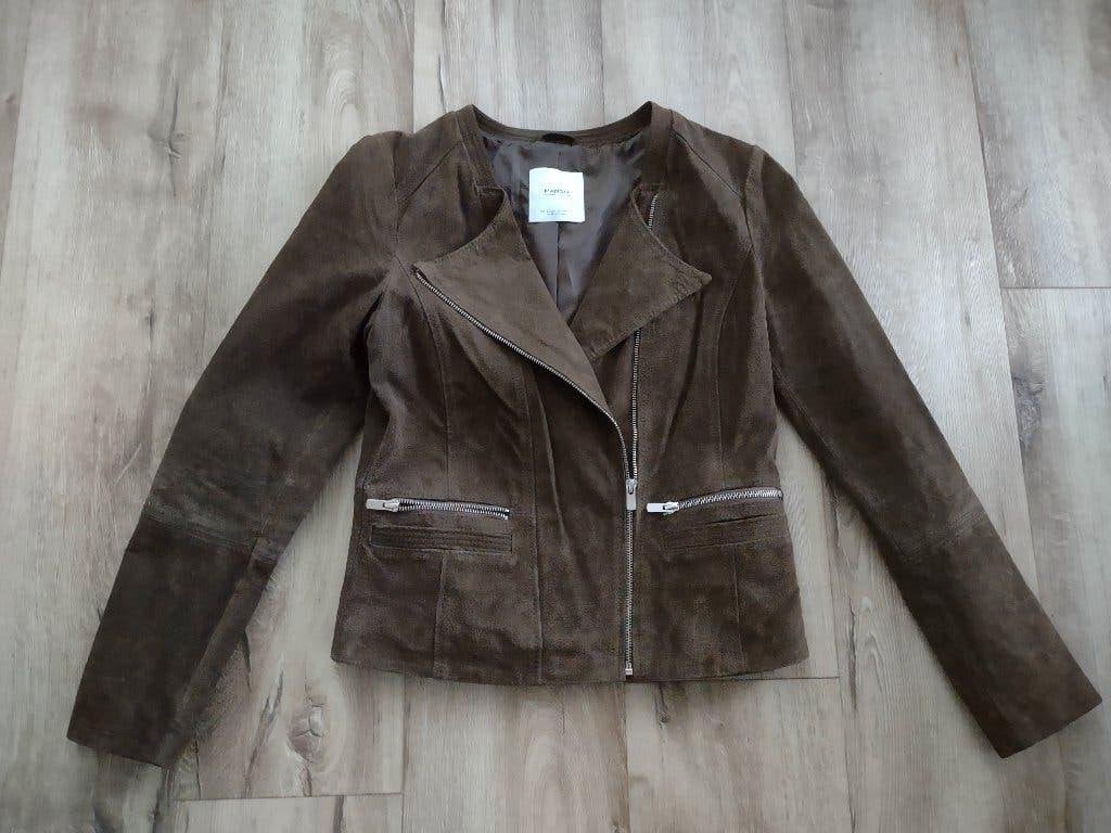 Prachtige nieuwe suède jas van Mango, maat S. Lederen jas., Mango, Bruin, Onb, Nieuw