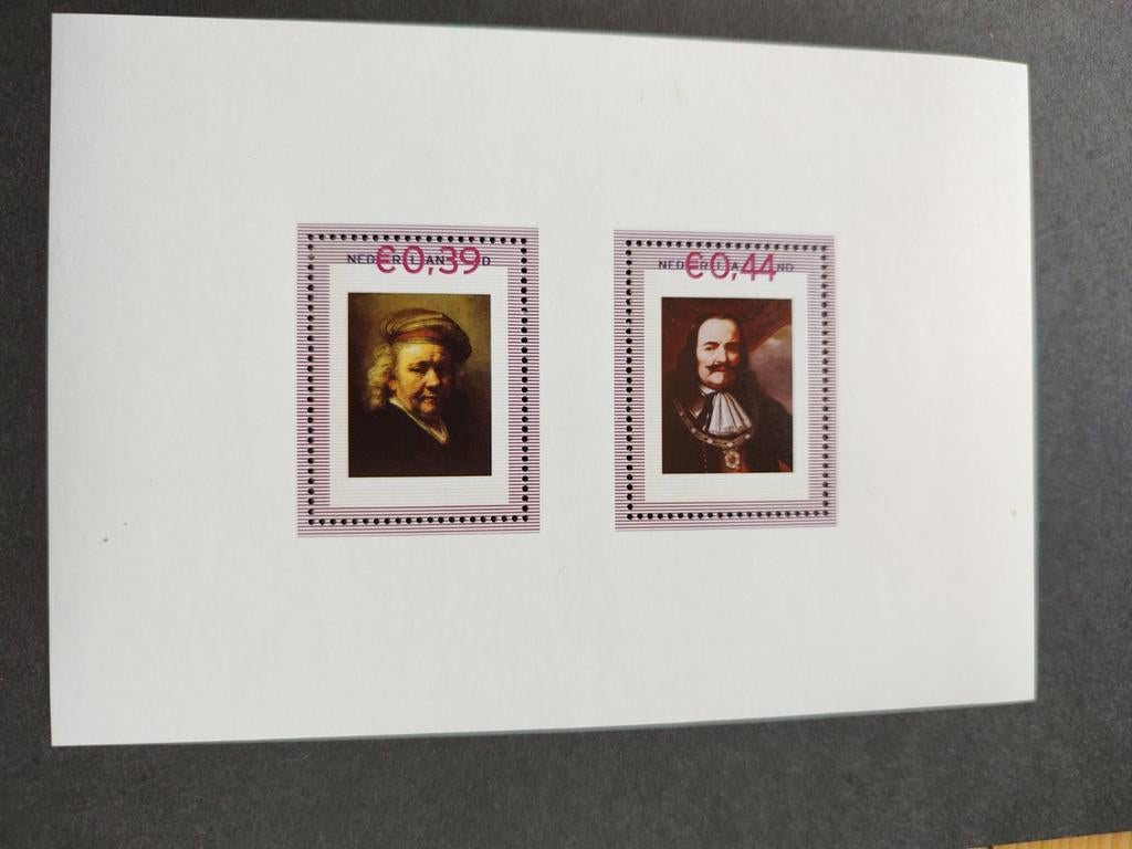 Velletje persoonlijke zegels, Ophalen of Verzenden, Catalogus