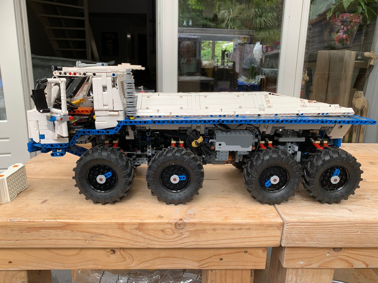 Tatra 8x8, Ophalen of Verzenden, Zo goed als nieuw