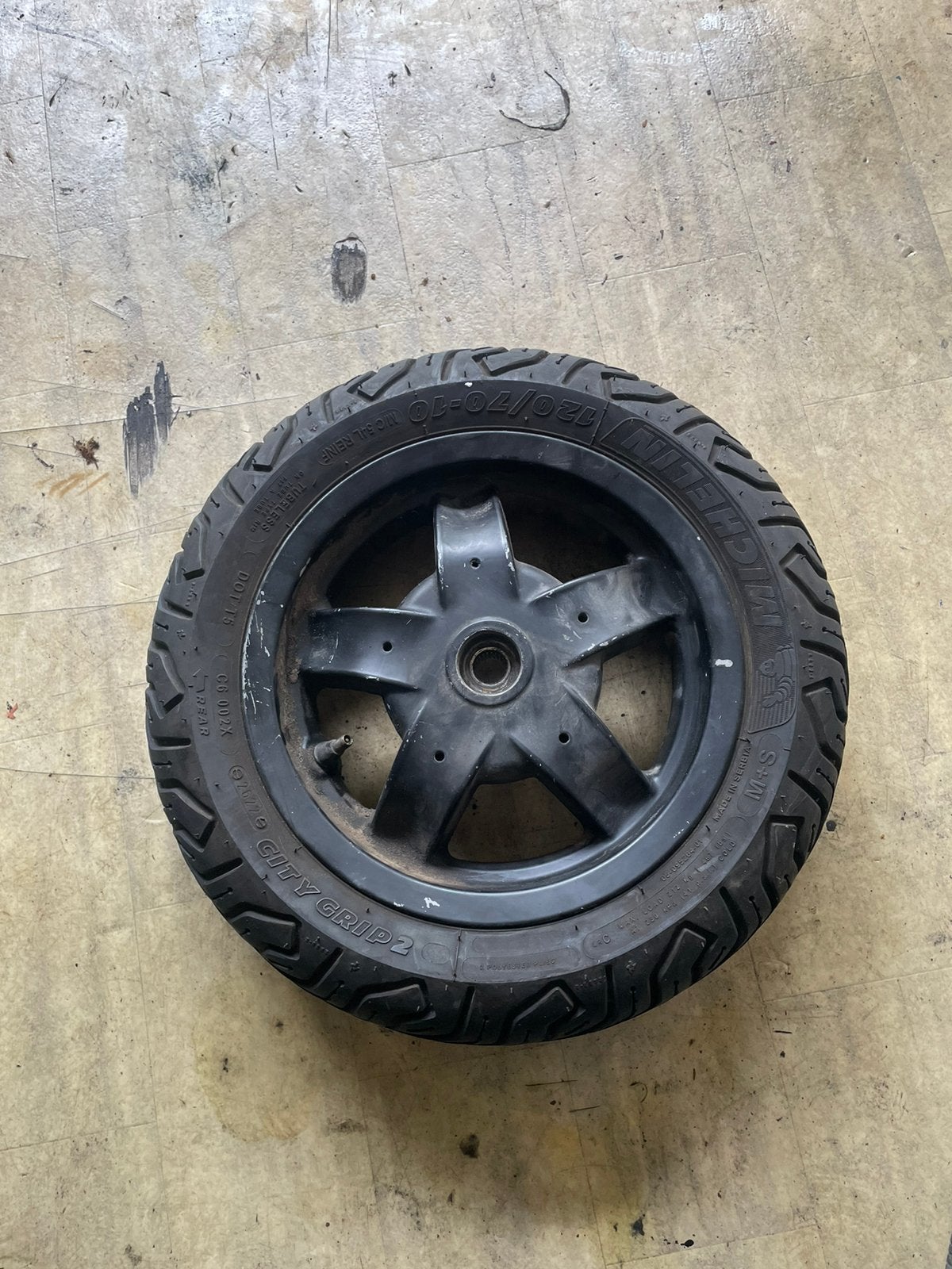 piaggio zip 2000 achter velg, Ophalen