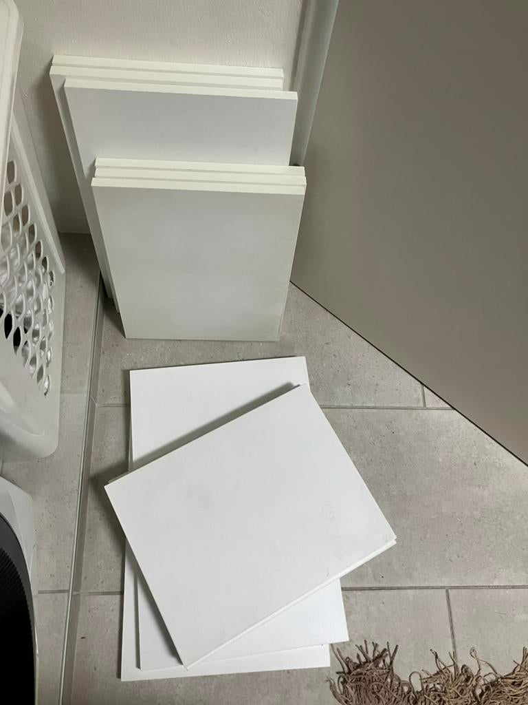 Kastplanken kellerkeuken en ophanghaken  bovenkastje, Huis en Inrichting, Keuken | Keukenelementen, Ophalen, Minder dan 50 cm