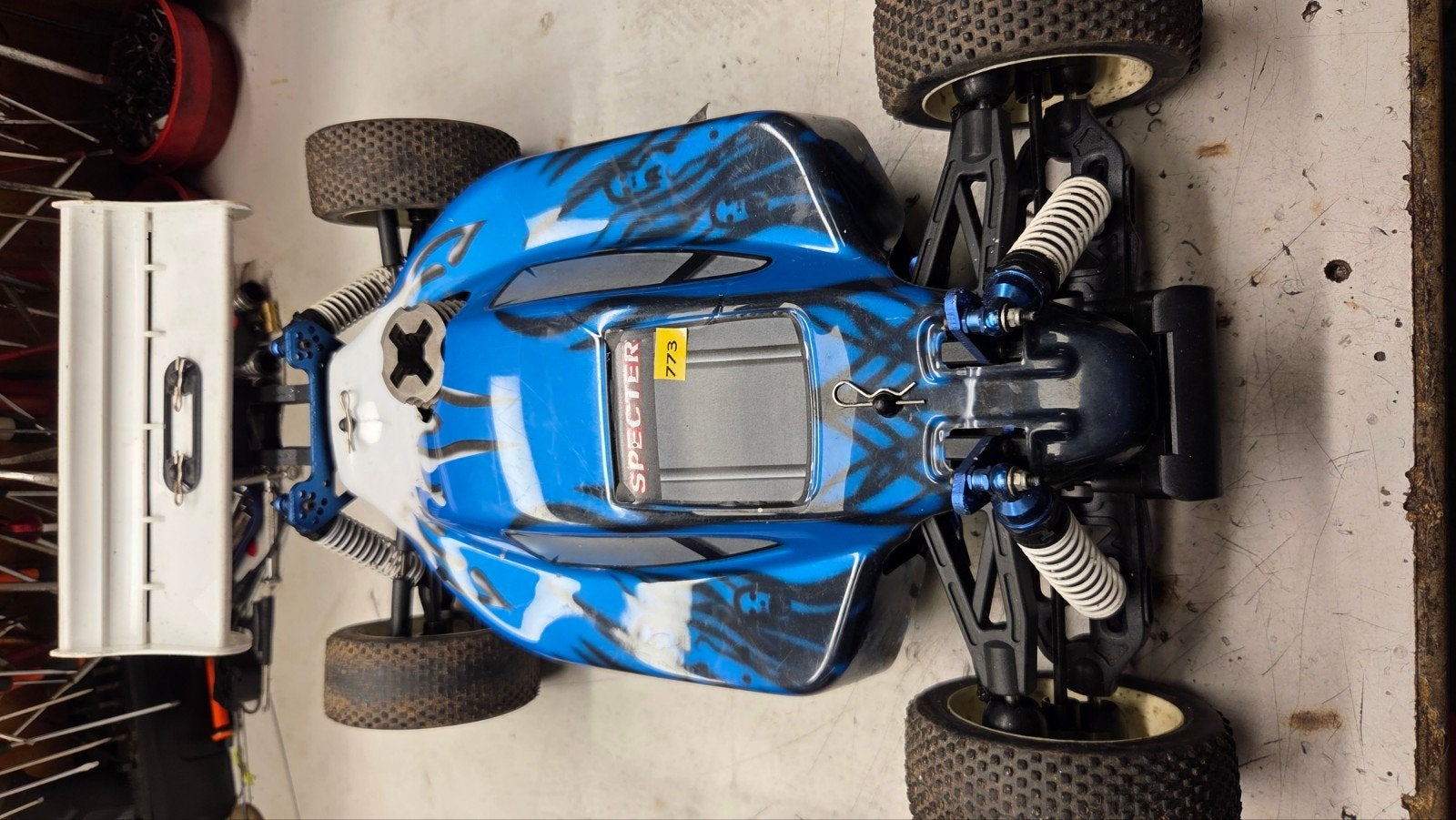 te koop mooie carson specter, Gebruikt, Ophalen of Verzenden, Auto onroad, Schaal 1:8