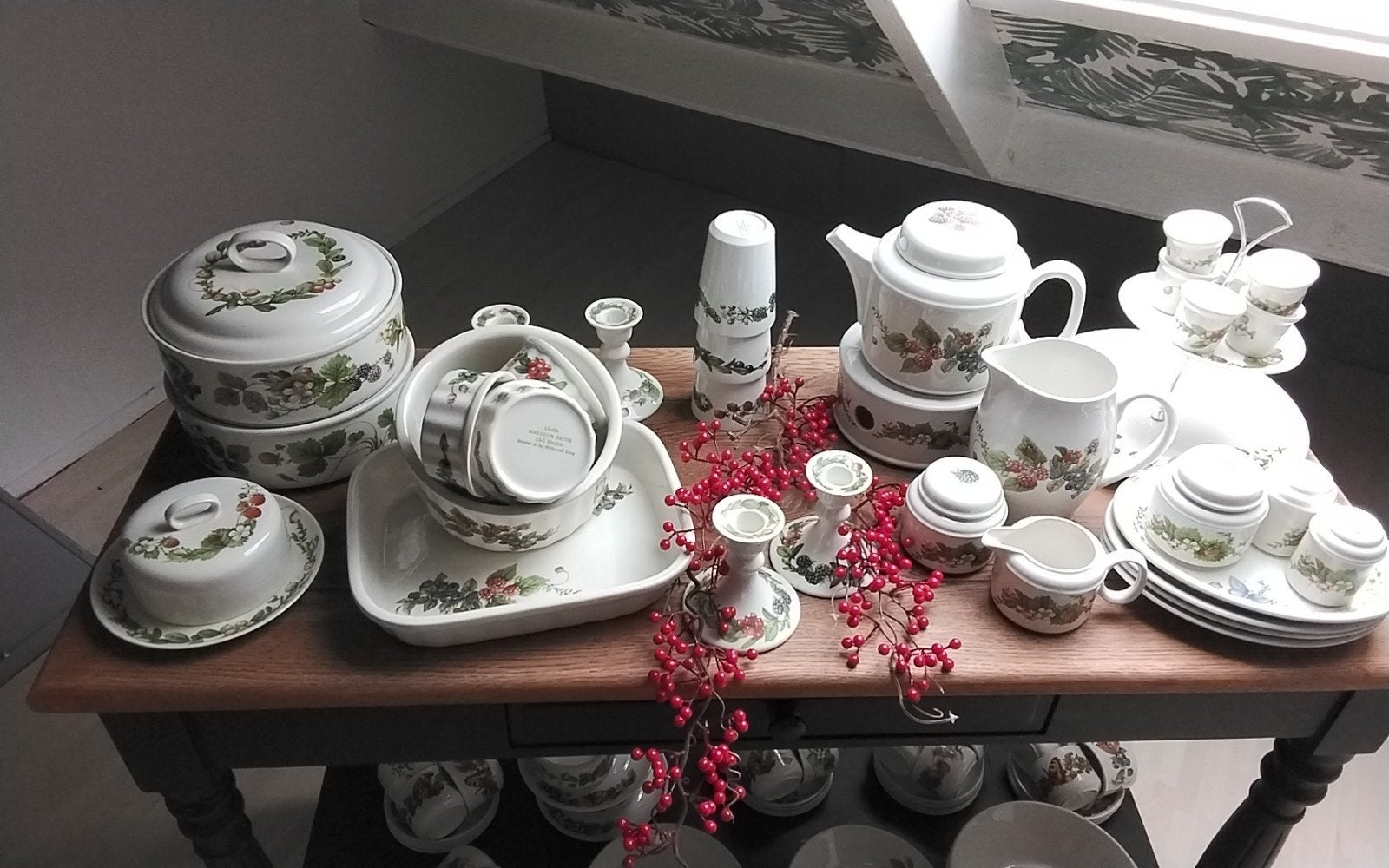 Marjolein bastin servies, Huis en Inrichting, Keuken | Servies, Ophalen, Overige typen, Zo goed als nieuw, Overige stijlen