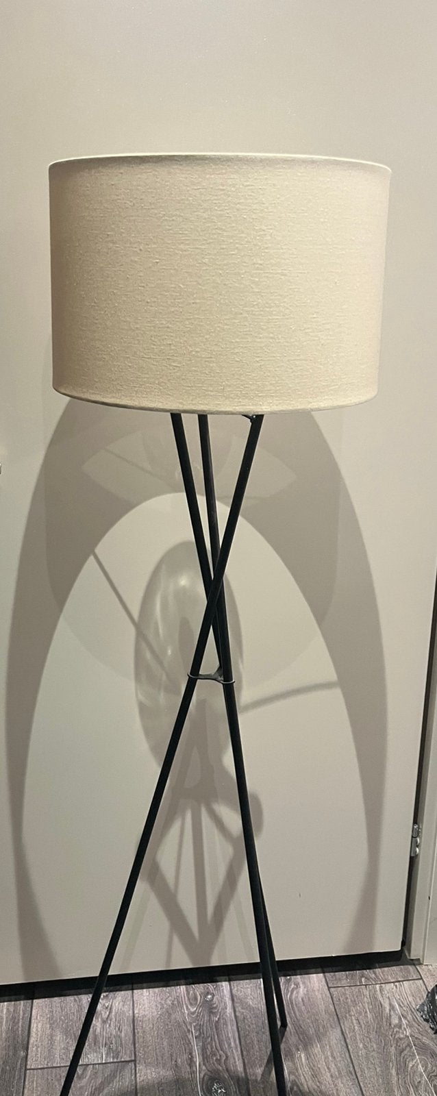 Vloerlamp met beige kap, Ophalen, Zo goed als nieuw, 150 tot 200 cm