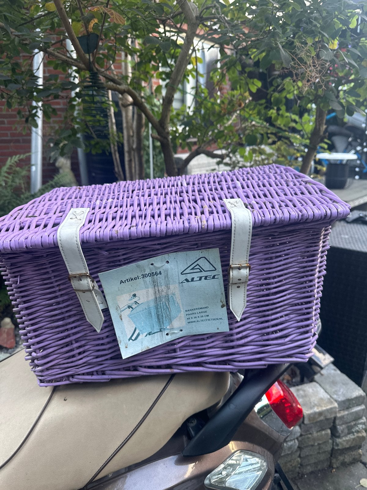 Altec paarse fietsmand met deksel, Fietsen en Brommers, Ophalen, Gebruikt, Fietsmand