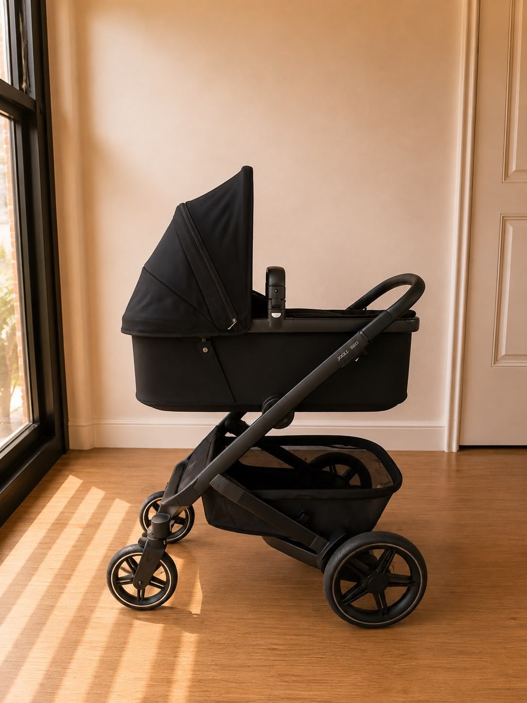 Zwarte Joolz Geo 3 Combi Kinderwagen, Zo goed als nieuw, Duowagen, Combiwagen, Ophalen