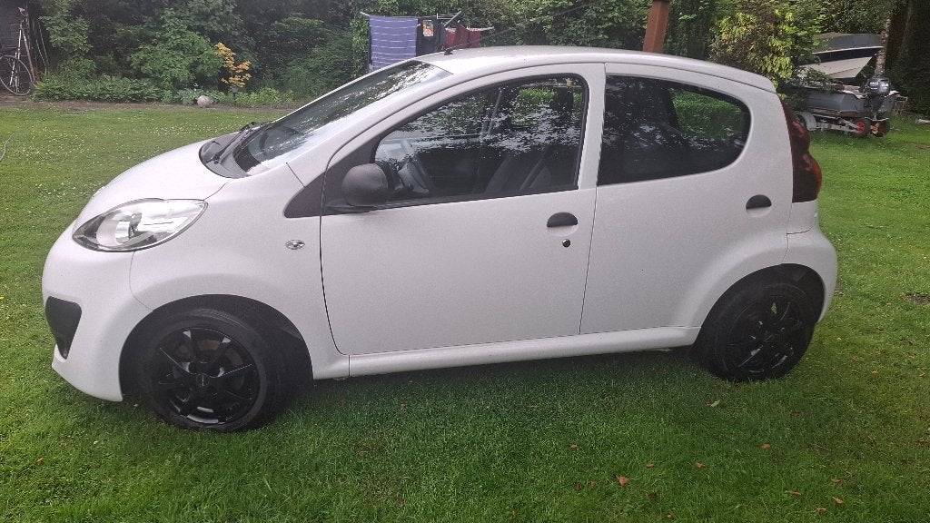 Peugeot 107 -5drs  89000 km Airco LM-Velgen, Auto's, Peugeot, Particulier, Benzine, A, Hatchback, Handgeschakeld, Origineel Nederlands