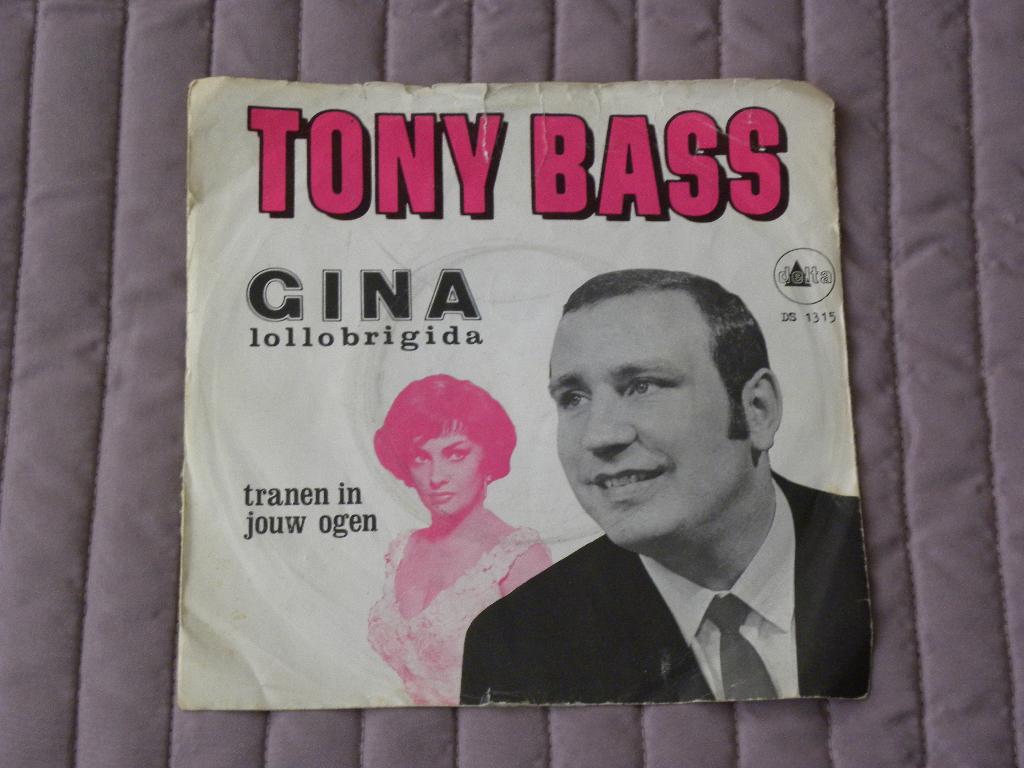 single TONY BASS GINA, Cd's en Dvd's, Fotohoes, Single, Ophalen of Verzenden, Zo goed als nieuw