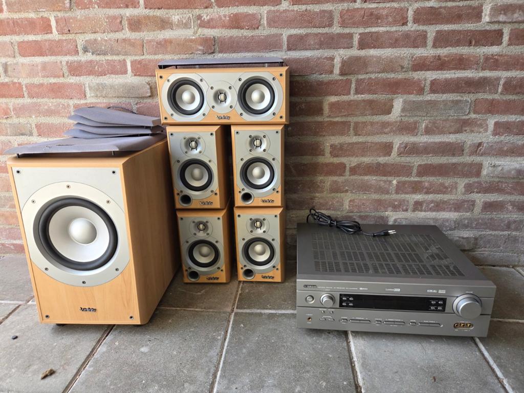Complete Infinity home cinema set + Yamaha receiver, Audio, Tv en Foto, Home Cinema-sets, Gebruikt, 70 watt of meer, 5.1-systeem