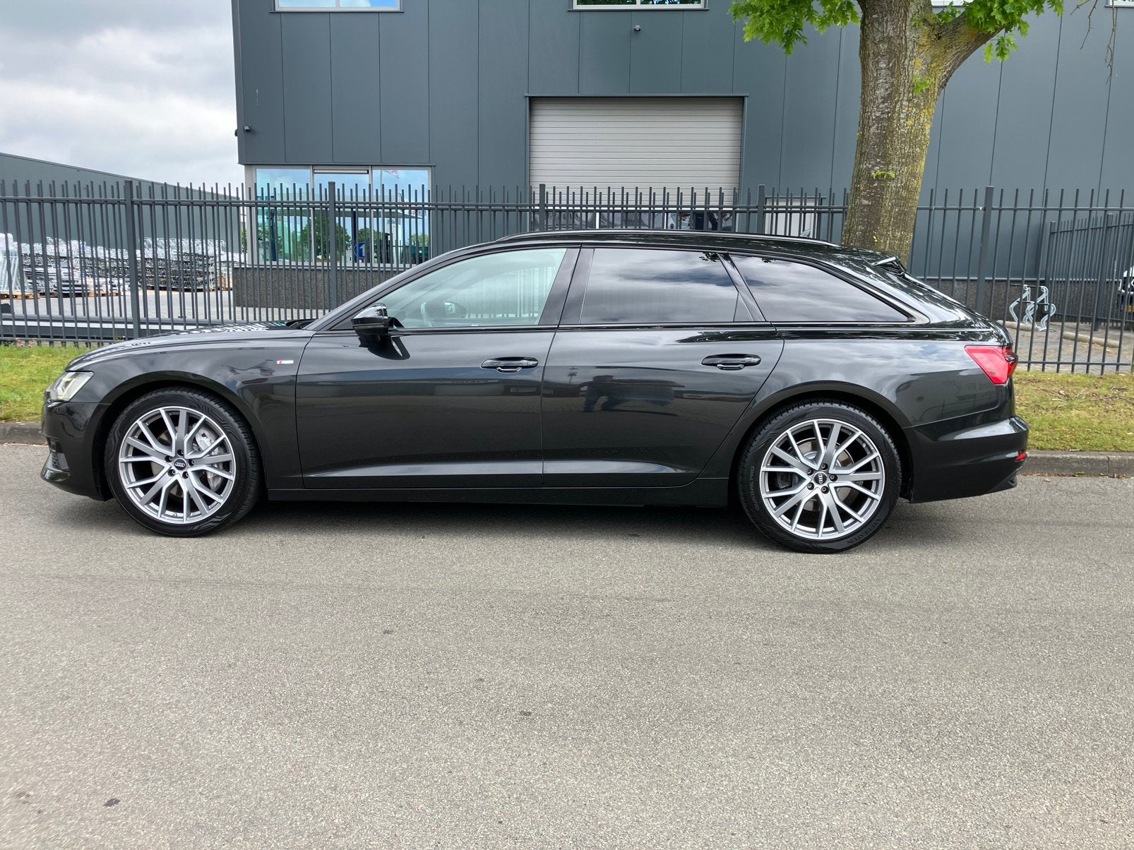 Audi A6 50 TDI Quattro 286pk Tiptronic 2020 Grijs, 286 pk, 6 cilinders, A6, Te koop