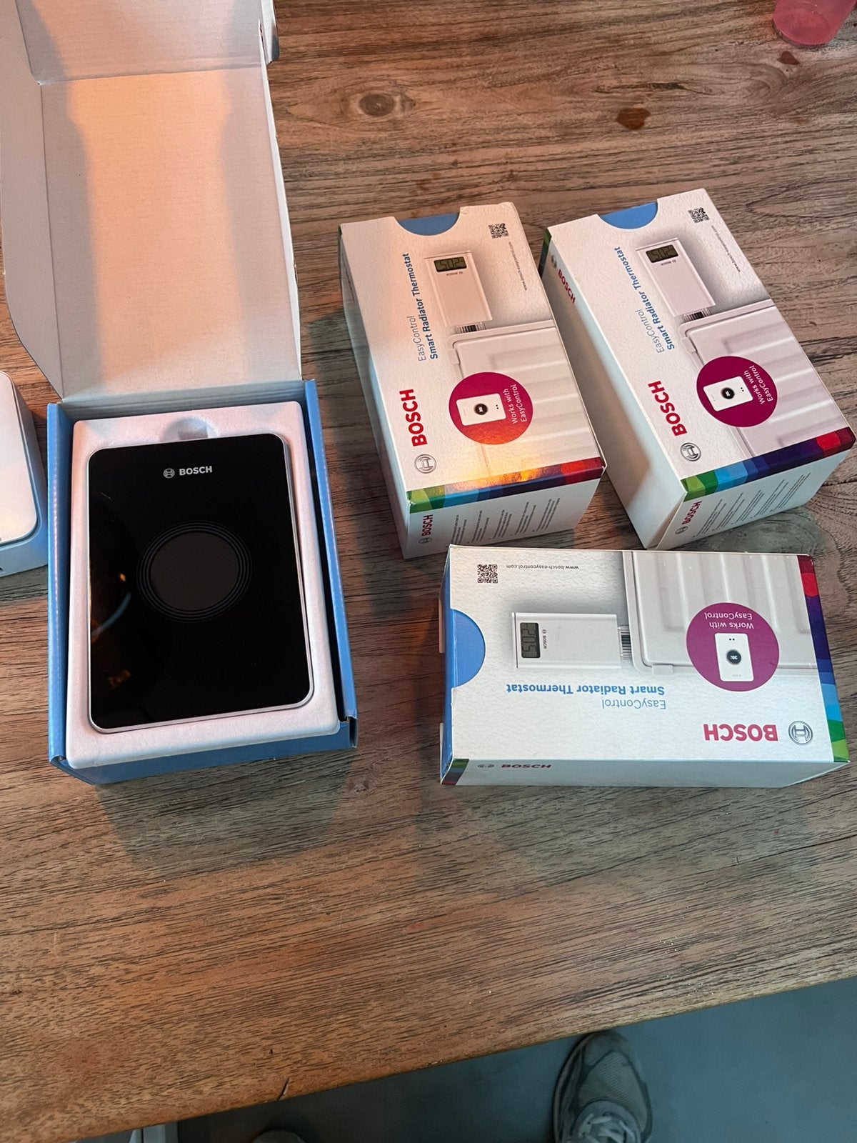 Bosch CT200 Slimme thermostaat - Adapter 3 x Thermostaatknop, Ophalen of Verzenden, Zo goed als nieuw, Overige Merken, Geen optische zoom