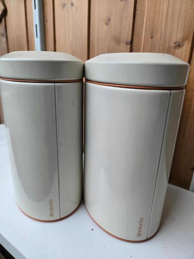 2 brabantia Voorraadbussen, Huis en Inrichting, Keuken | Keukenbenodigdheden, Voorraadpot, Ophalen of Verzenden, Gebruikt, Brabantia