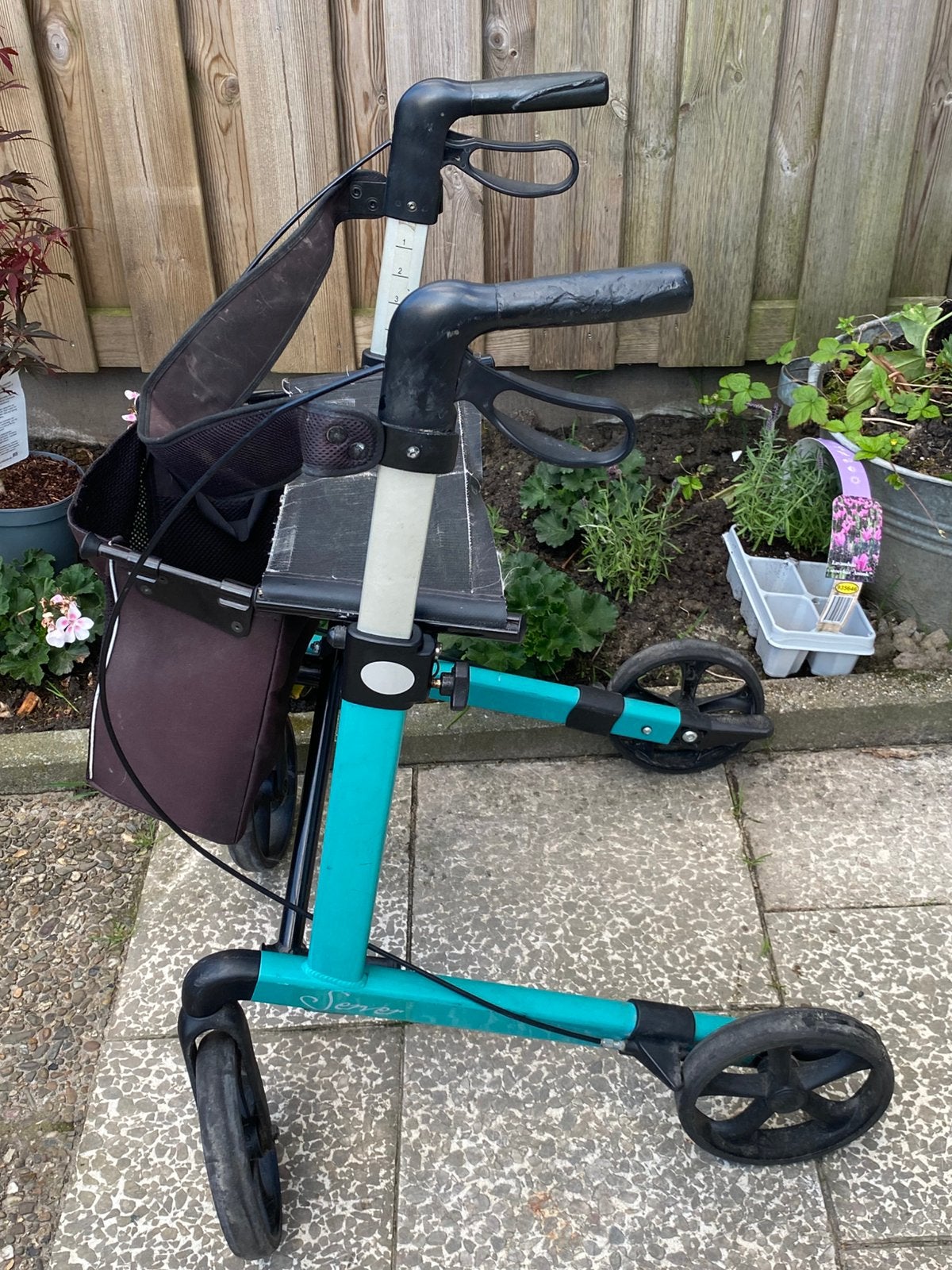 Rollator inklapbaar, Diversen, Rollators, Ophalen, Zo goed als nieuw