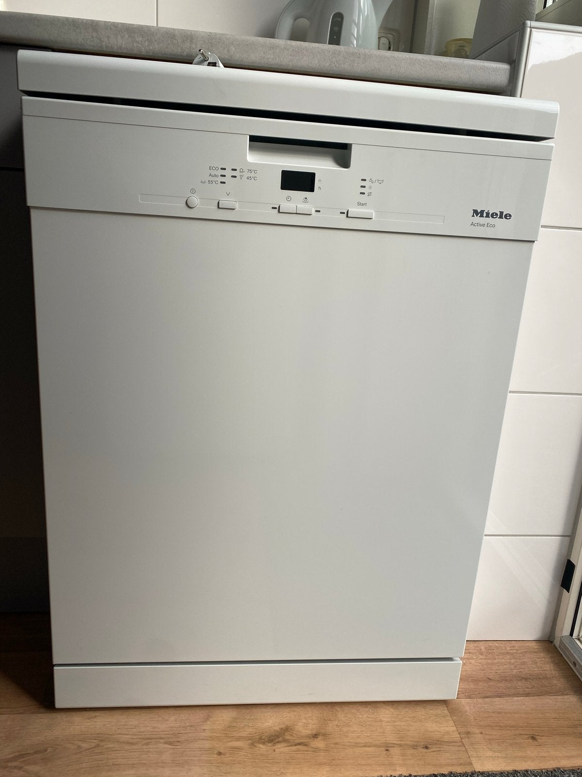 Miele G 4310 SC Vaatwasser- Aan/uit knop defect, Ophalen, 60 cm of meer, Energieklasse A of zuiniger, Niet werkend