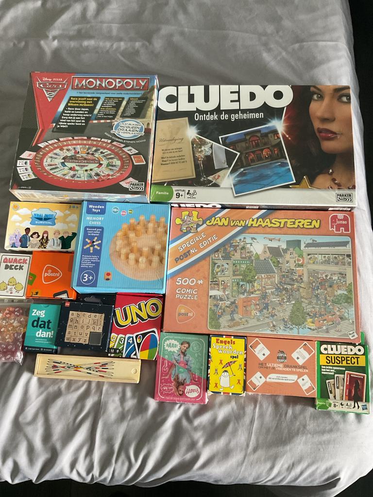 Diverse gezelschapsspellen: Monopoly, Cluedo, Jan van Haaste, Hobby en Vrije tijd, Drie of vier spelers, Ophalen of Verzenden