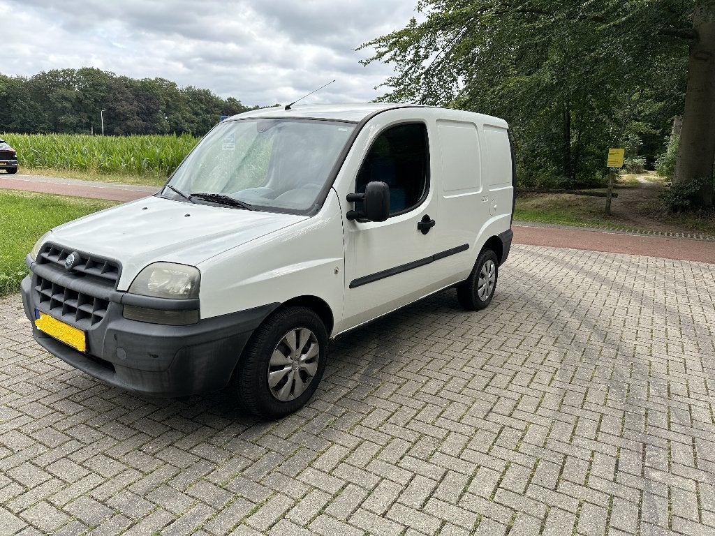 Te Koop g.o.h.  Fiat Doblo,  Bestelauto, Voorwielaandrijving, Stof, Wit, Particulier