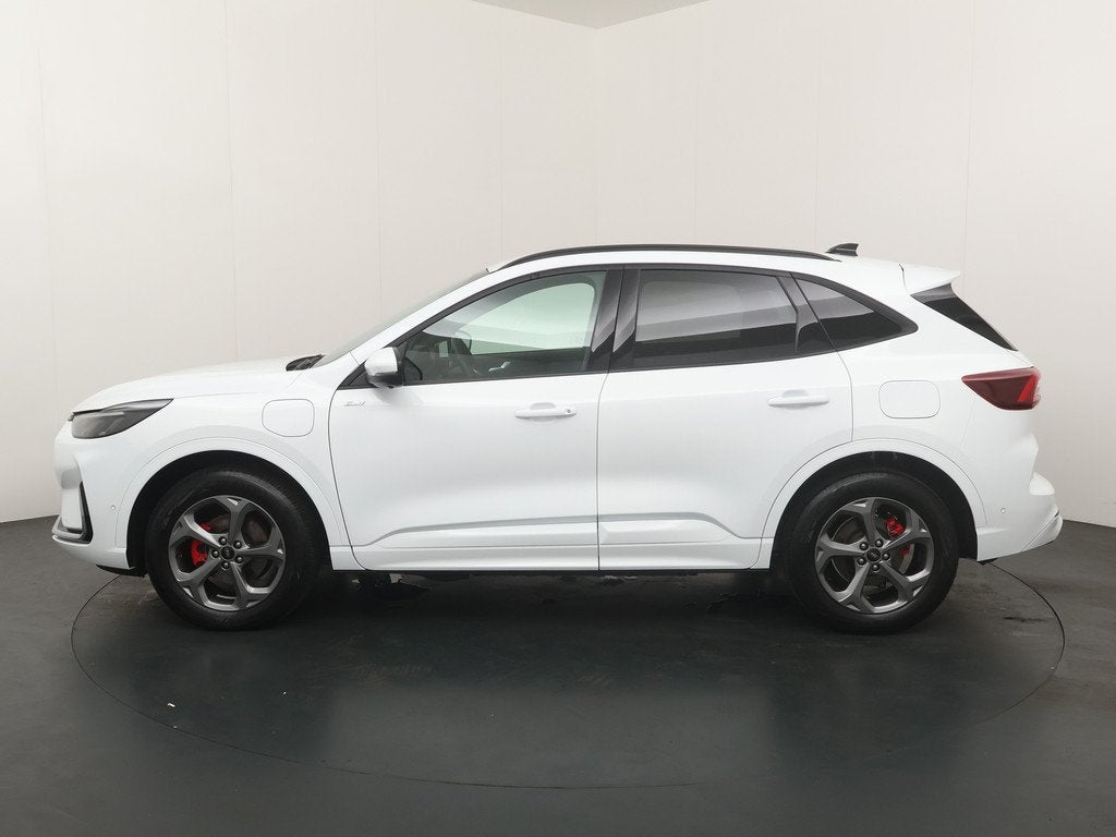 Ford Kuga 2.5 PHEV 243 pk ST-Line X Trekhaak I AGR stoelen |, Auto's, Ford, Gebruikt, Zwart, 4 cilinders, Wit