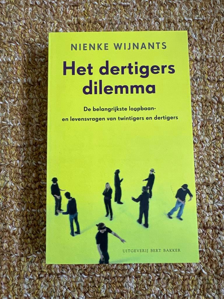 Het Dertigers Dilemma - Nienke Wijnants, Ophalen of Verzenden, Zo goed als nieuw