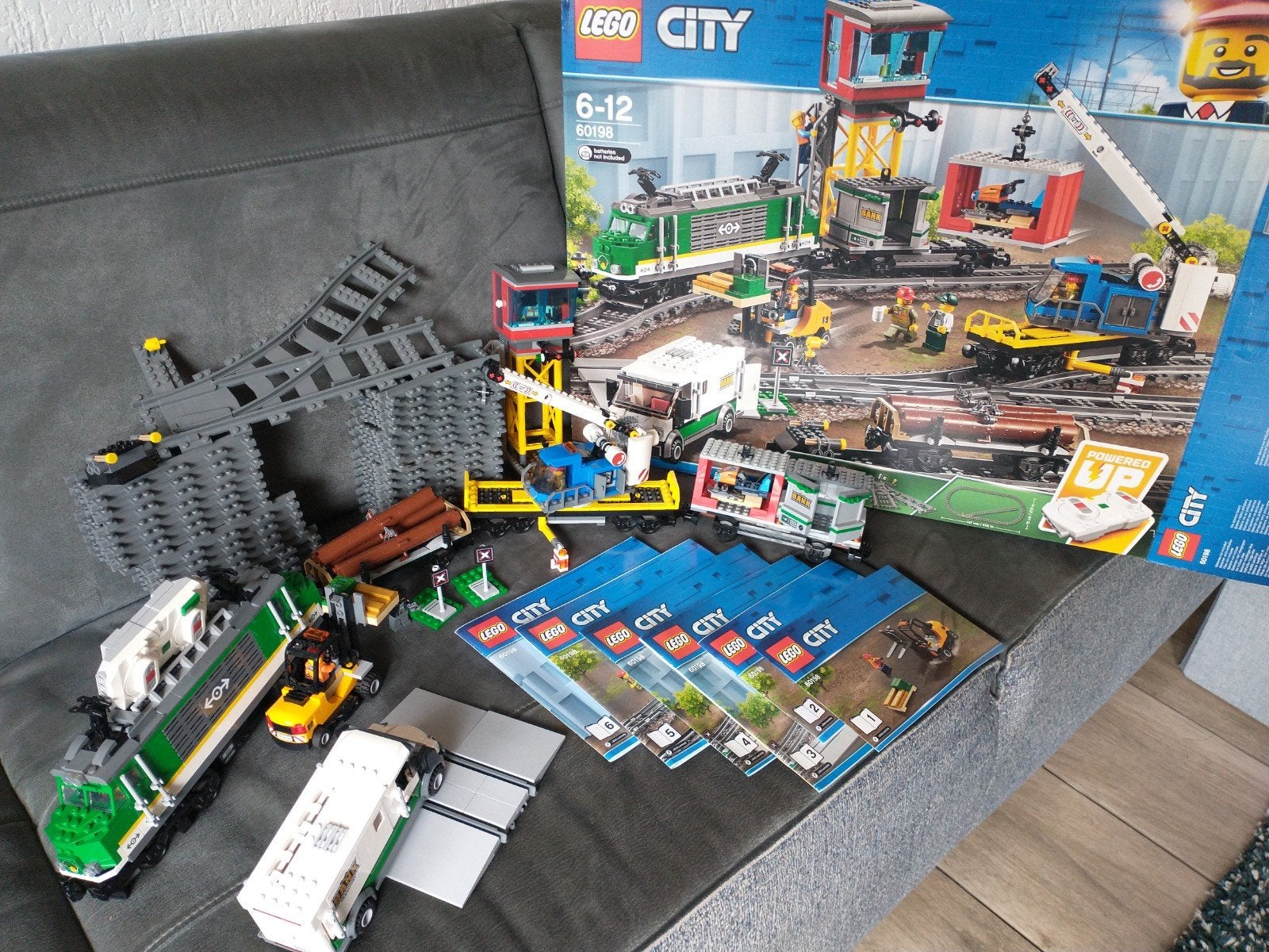 Lego City treinset 60198 met afstandbediening, Ophalen of Verzenden, Zo goed als nieuw