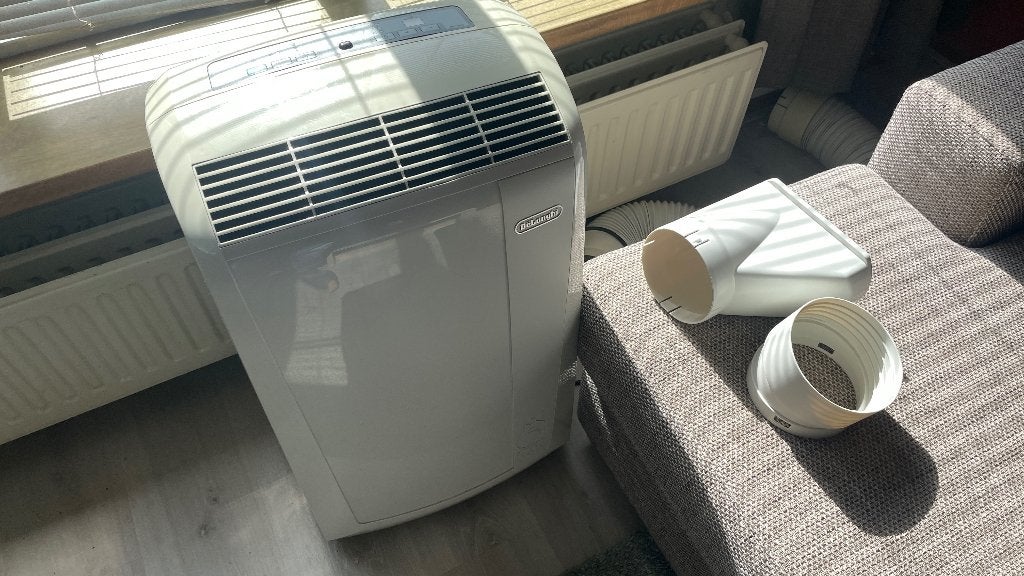 De’Longhi mobiele airco PAC N81, Ophalen, 3 snelheden of meer, Zo goed als nieuw, Afstandsbediening