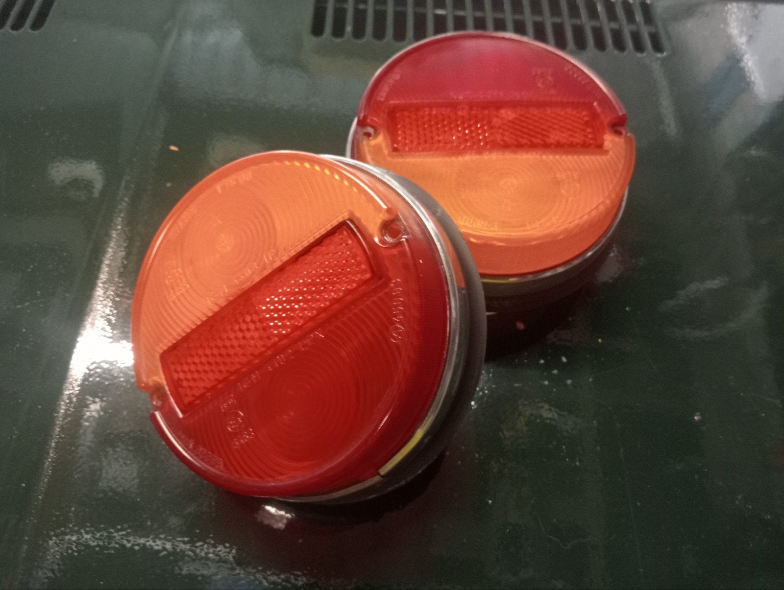 Fiat / Seat 850 Achterlichten En Behuizing, Ophalen of Verzenden, Fiat
