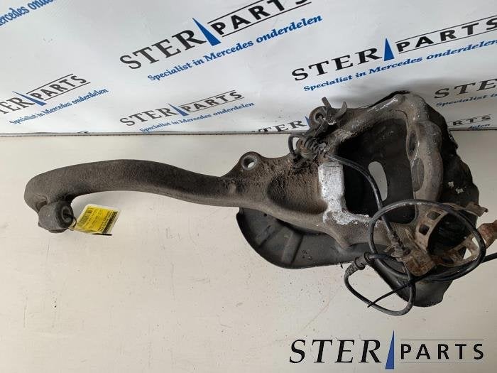 Fusee rechts-voor van een Mercedes S-Klasse, Gebruikt, -, Ophalen of Verzenden, -