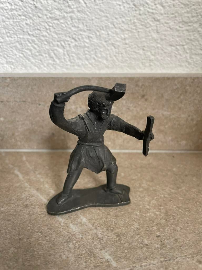 Tinnen beeldje beeldhouder/smit, Ophalen of Verzenden