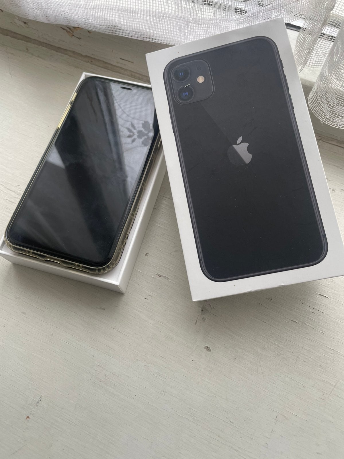 Foto 4 van Iphone 11 - 128GB