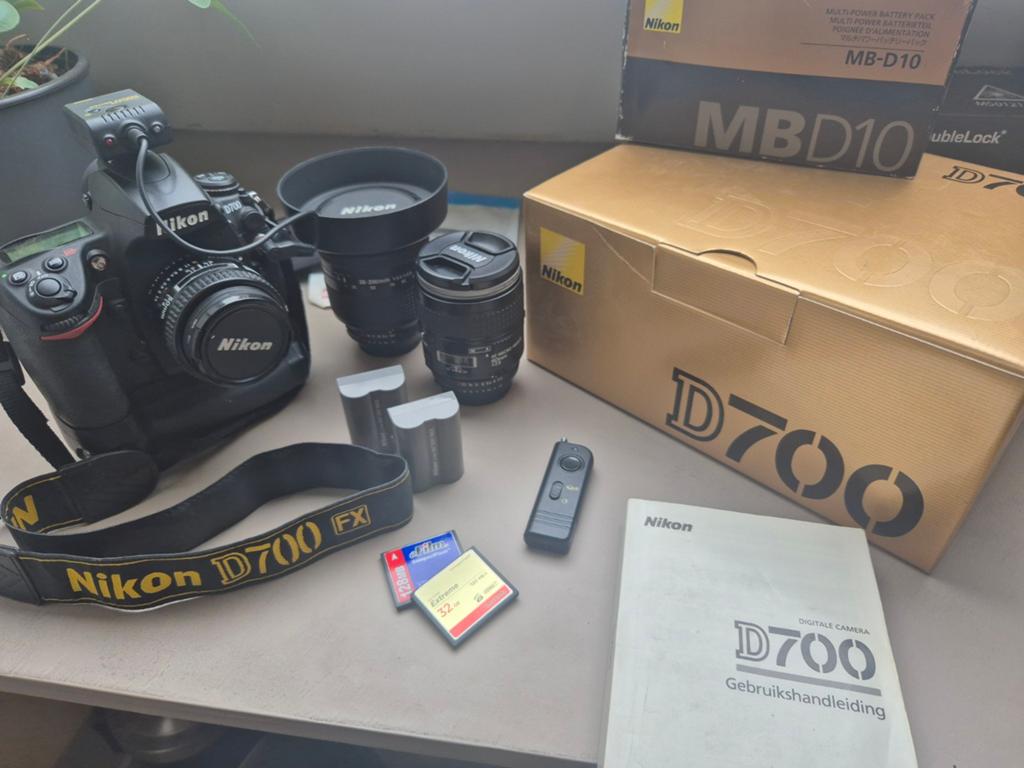 Nikon D700 Full-Frame camera complete set, Audio, Tv en Foto, Fotocamera's Digitaal, Ophalen, Zo goed als nieuw, Nikon, Geen optische zoom