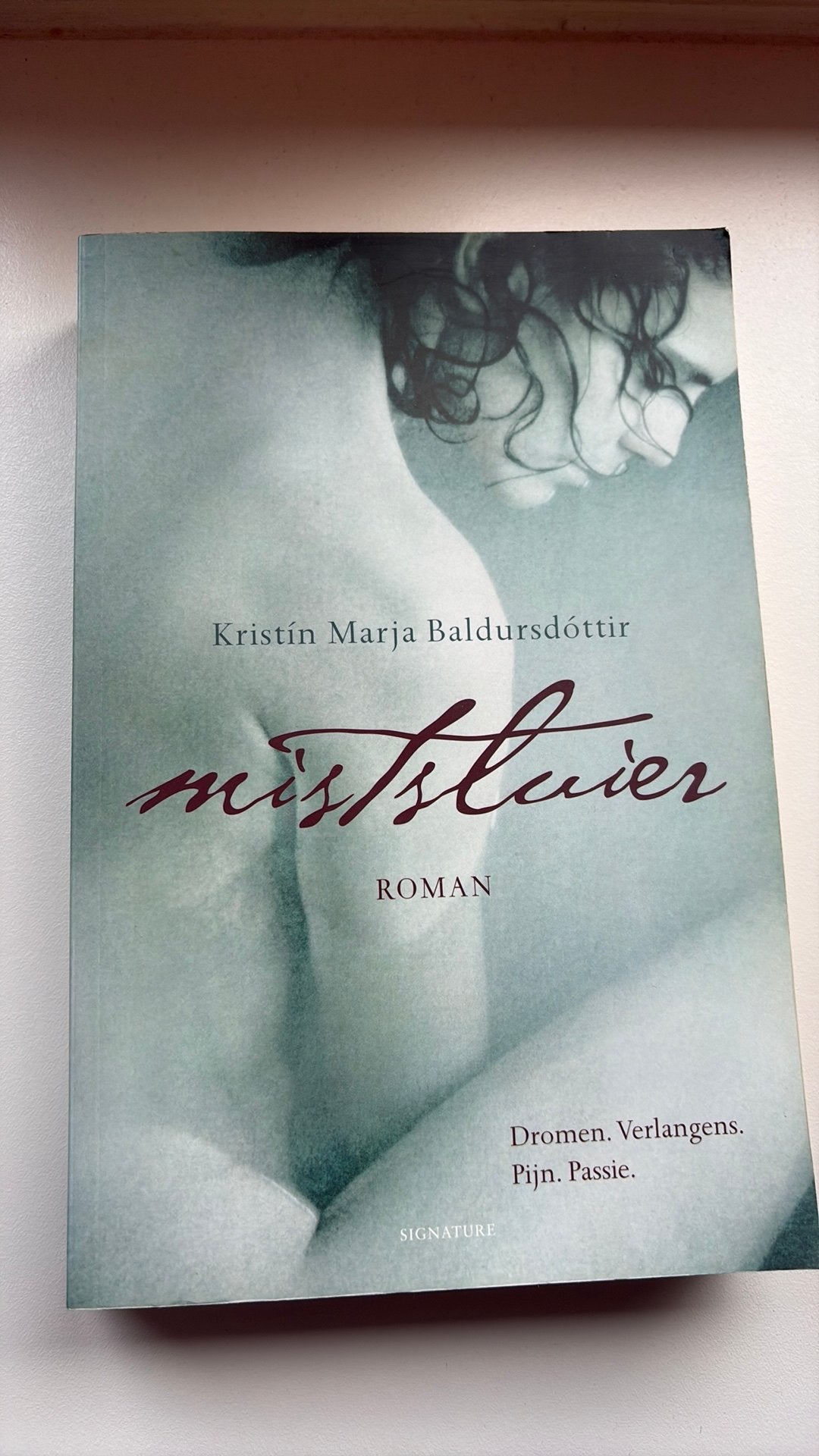 K.M. Baldursdottir - Mistsluier, Ophalen of Verzenden, Zo goed als nieuw, K.M. Baldursdottir