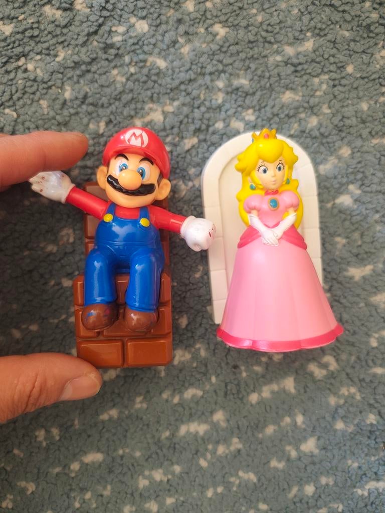 Mario en Princess Peach figuren - McDonald's Happy Meal, Ophalen of Verzenden, Gebruikt