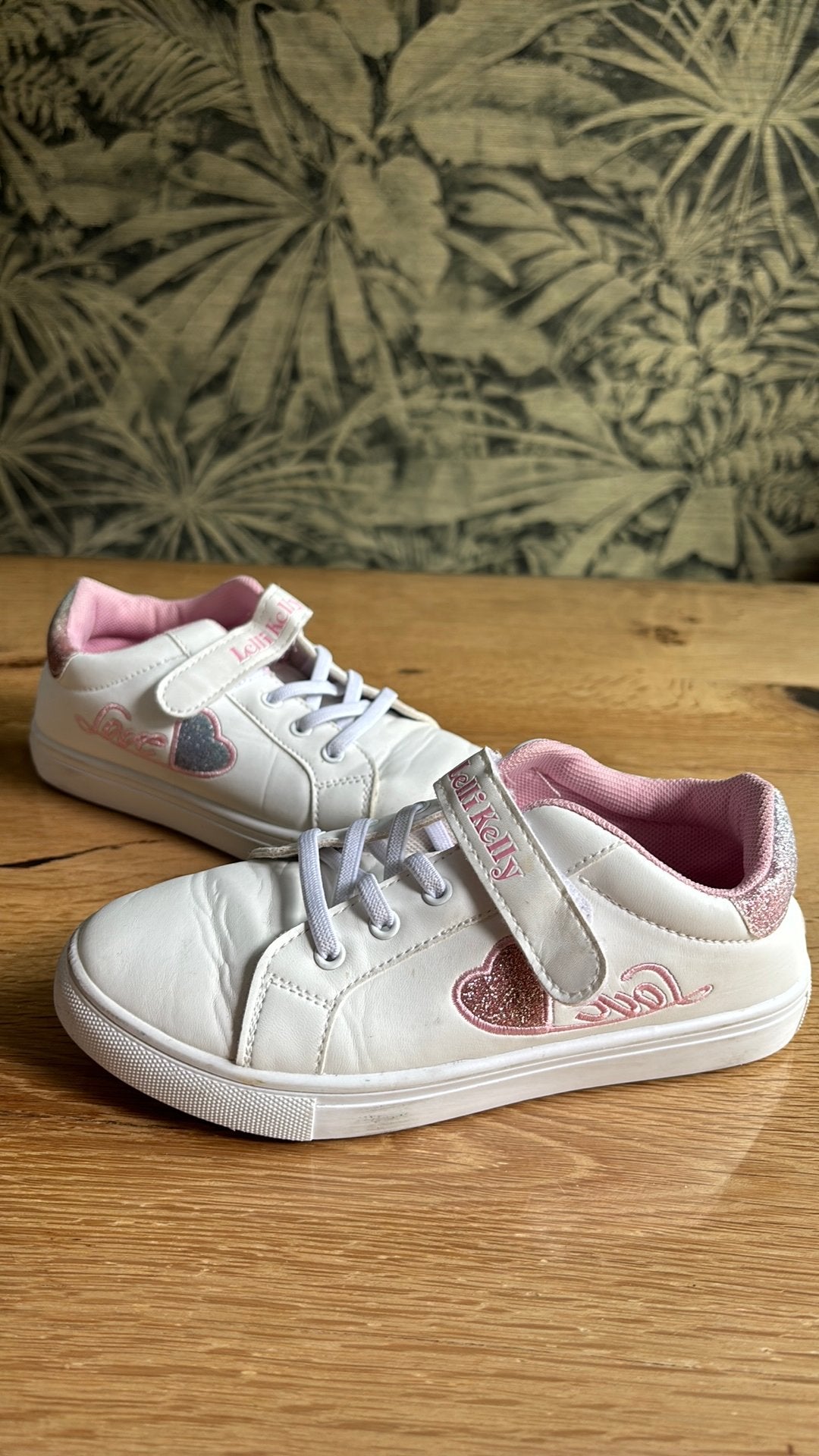 €0,01 bij besteding van €27,50 = GRATIS cadeau!*, Meisje, Schoenen, Ophalen of Verzenden, Zo goed als nieuw