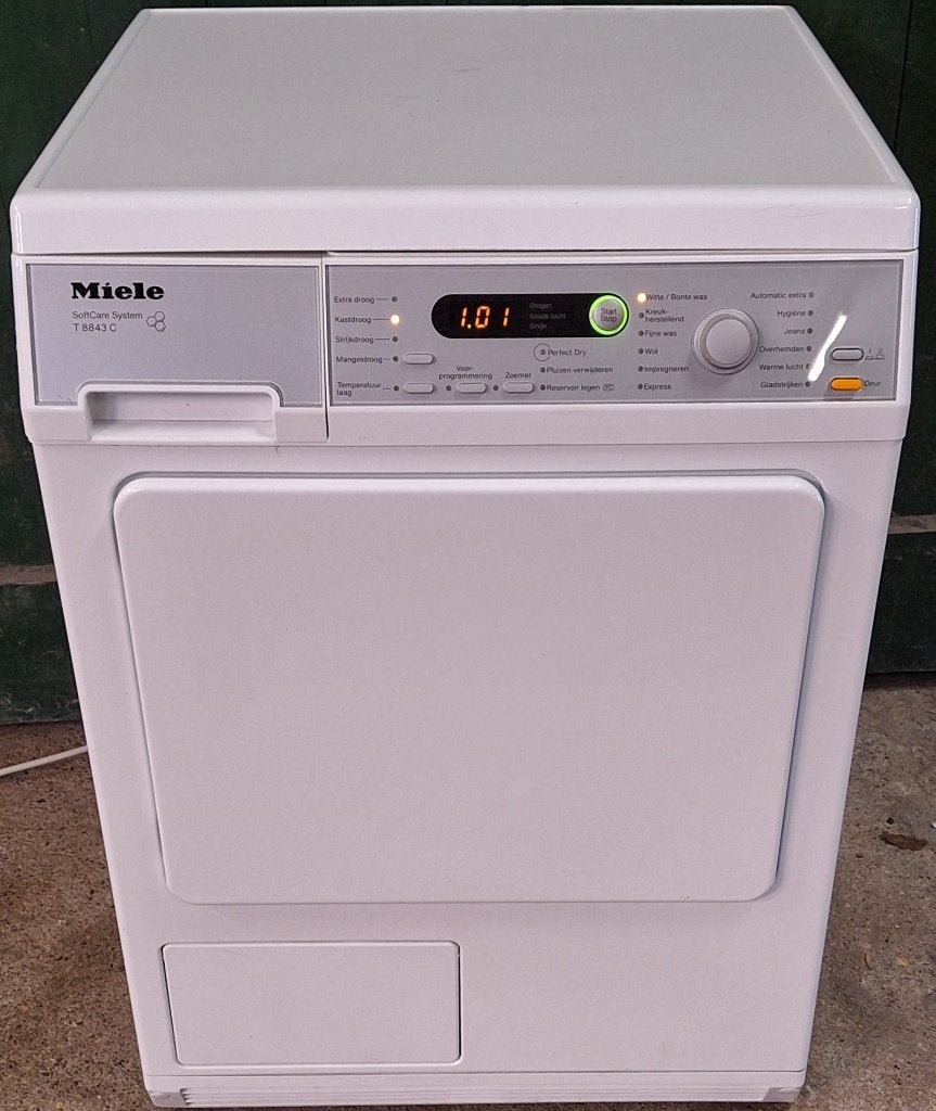 Zeer nette Miele Condensdroger, bezorging tot 25 km, 6 tot 8 kg, Anti-kreukfase, Ophalen of Verzenden, Zo goed als nieuw