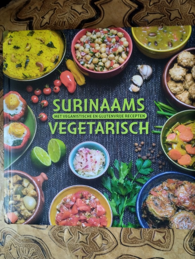 Surinaams vegetarisch - kookboek, Ophalen of Verzenden, Gelezen, Vegetarisch