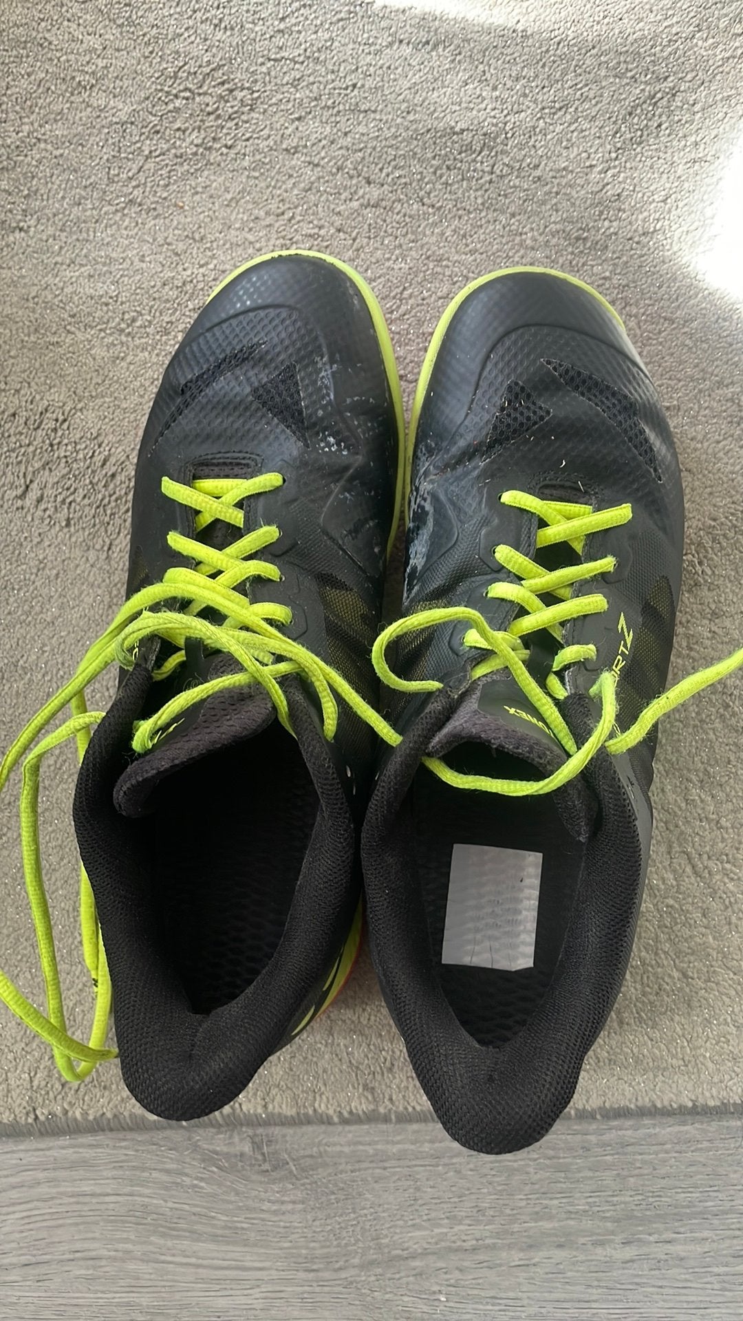 Yonex power cushion comfort z4, Ophalen of Verzenden, Zo goed als nieuw, Racket(s)