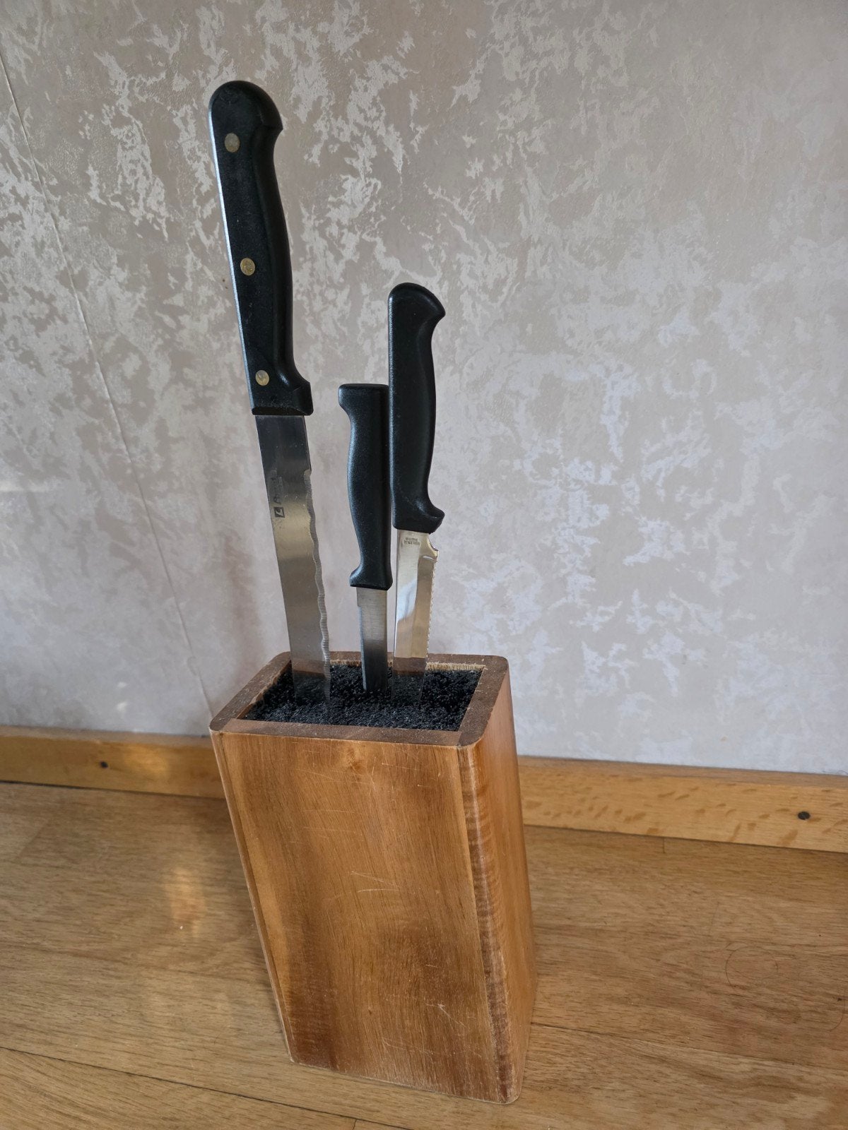 Houten messenblok met 3 messen, Hout, Ophalen of Verzenden, Bruin, Overige typen