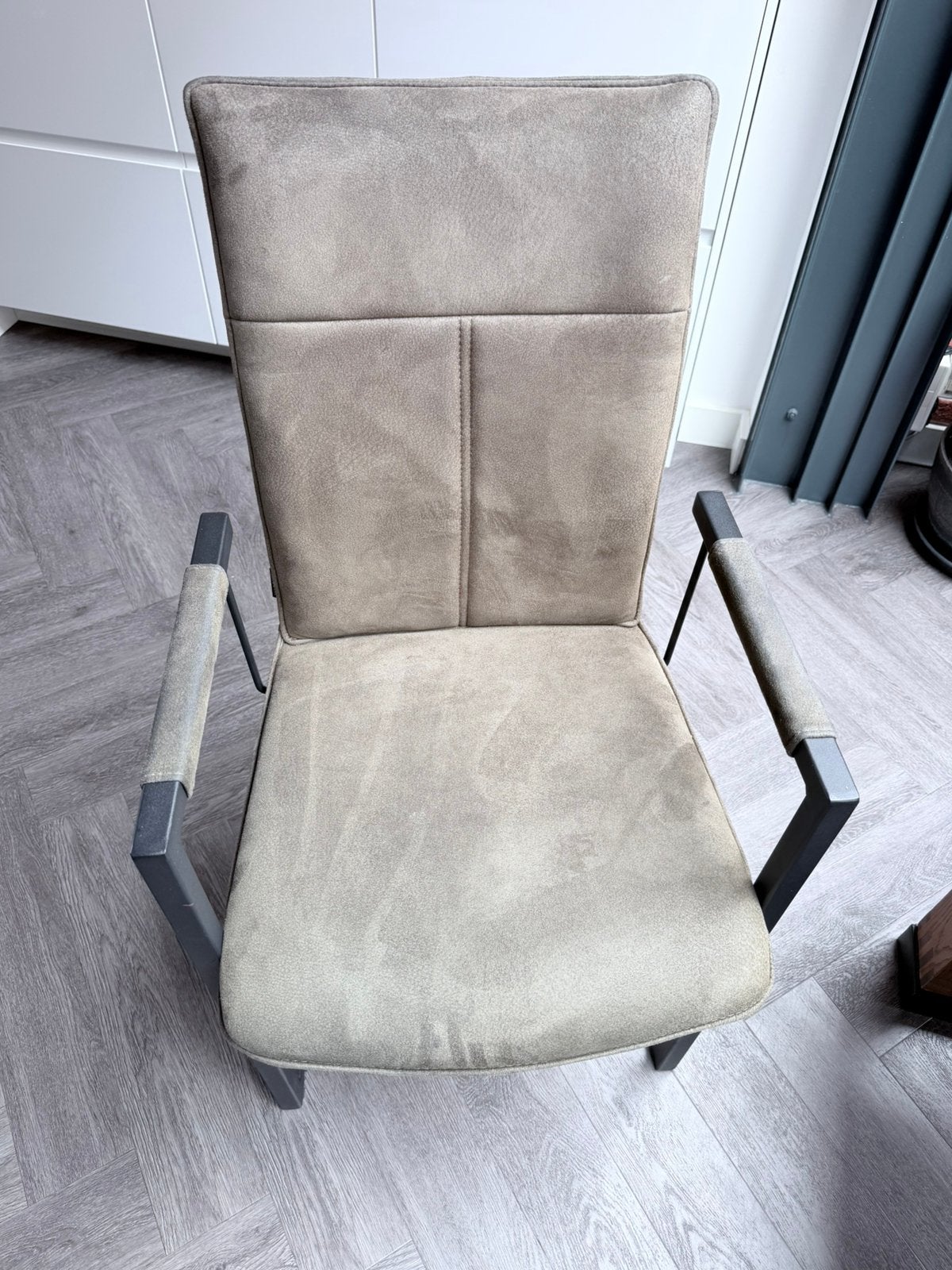 Eetkamerstoel met armleuning 6x, Ophalen, Gebruikt, Leer, Minder dan 75 cm