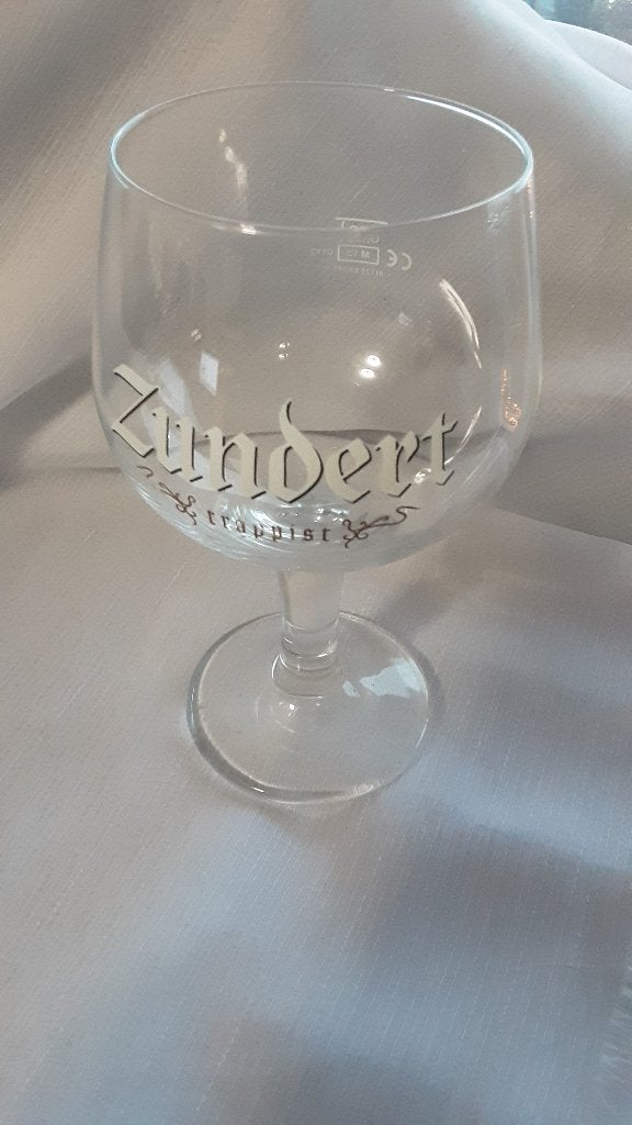 ZUNDERT TRAPPIST glas, 0,33l, Ophalen of Verzenden, Zo goed als nieuw, Borrel- of Shotglas