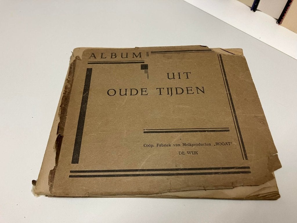 Album uit oude tijden Rogat de Wijk, Ophalen of Verzenden, Gelezen